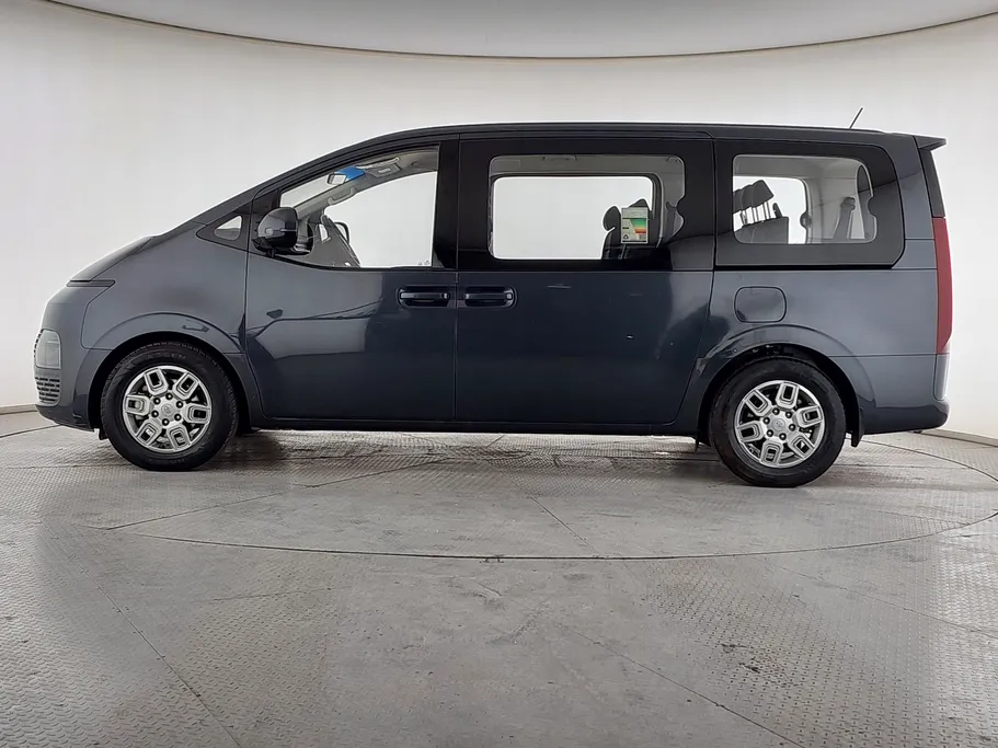 هيونداي ستاريا واجن 2022 