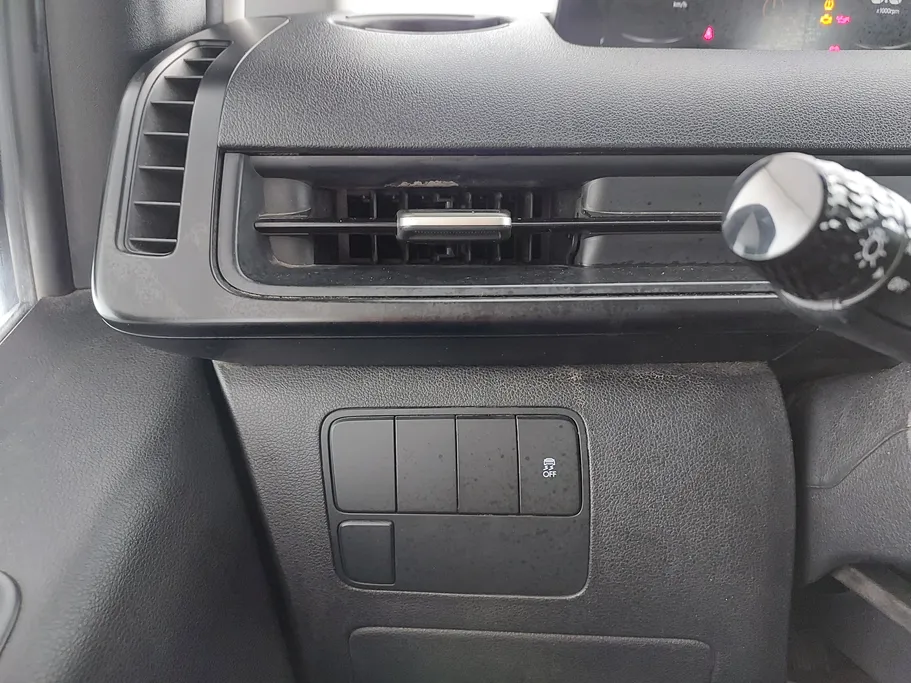 هيونداي ستاريا واجن 2022 