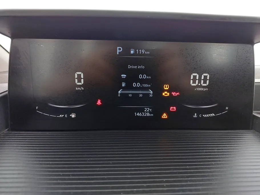 هيونداي ستاريا واجن 2022 