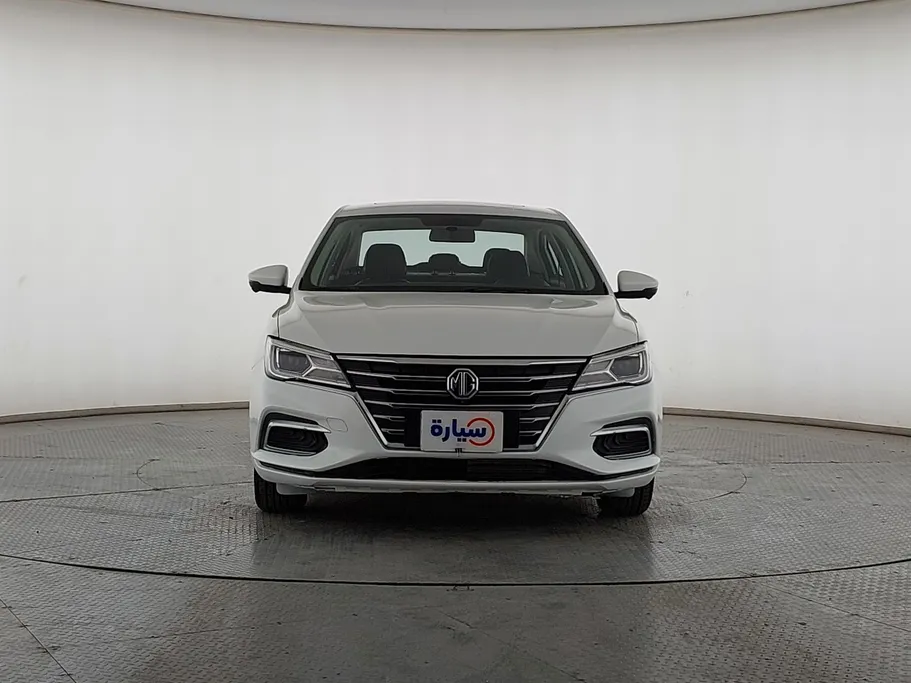 ام جي 5 LUX 2023 