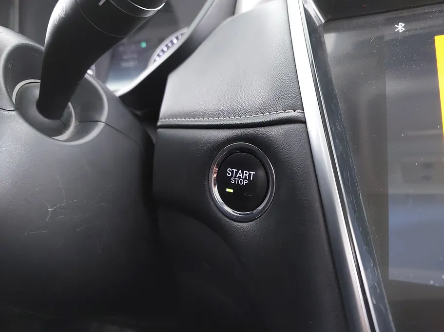 ام جي 5 LUX 2023 