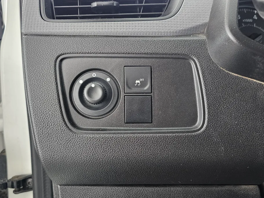 2023 Renault Express Van 