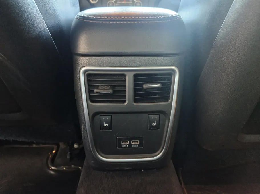 دودج تشارجر SXT 2018 