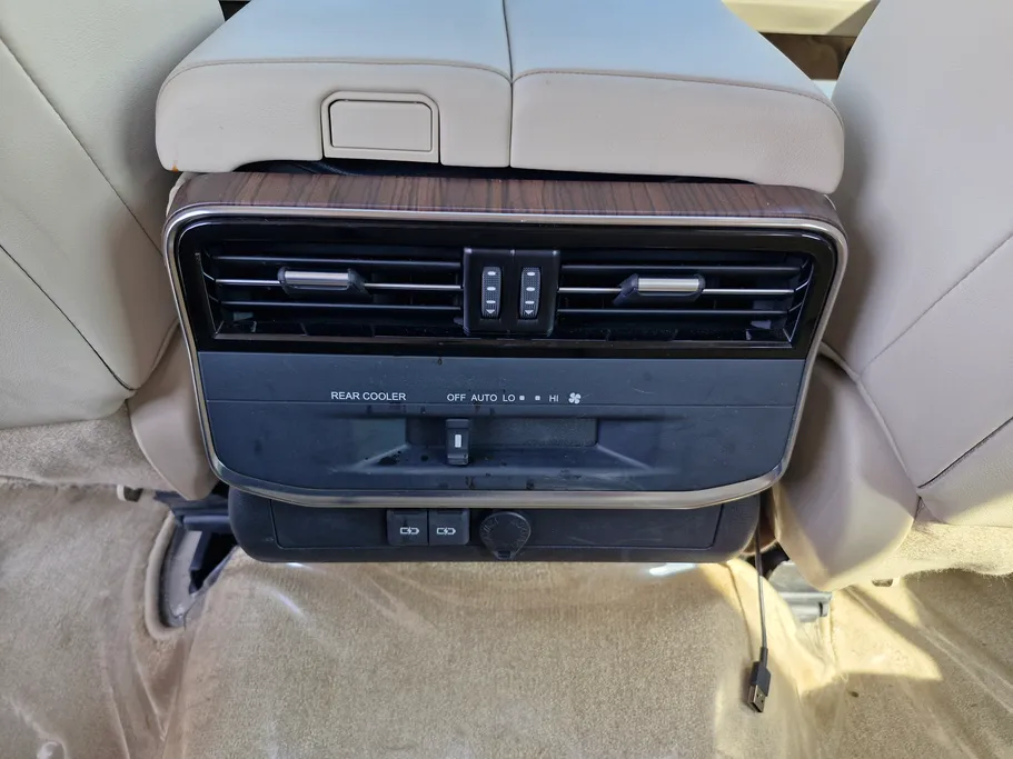 تويوتا لاندكروزر GXR4 DSL 2024 