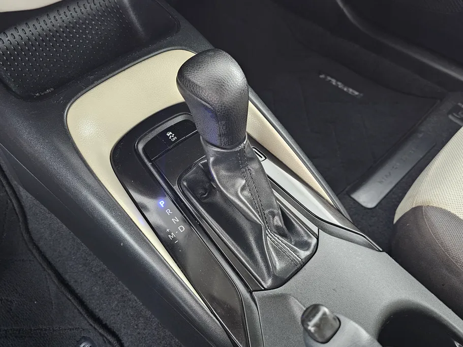 تويوتا كورولا XLI 2024 