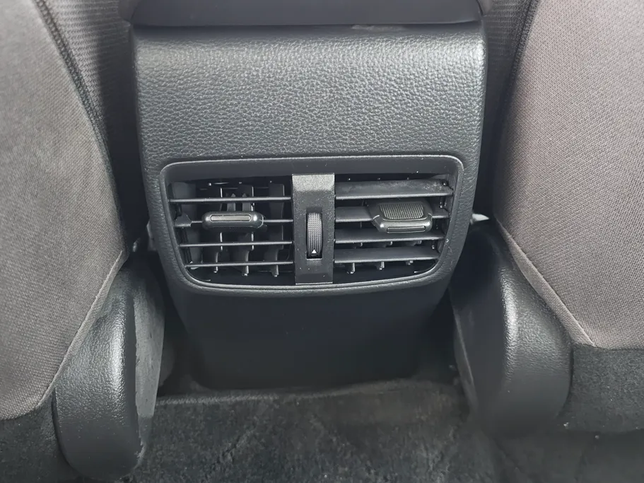 تويوتا كورولا XLI 2022 