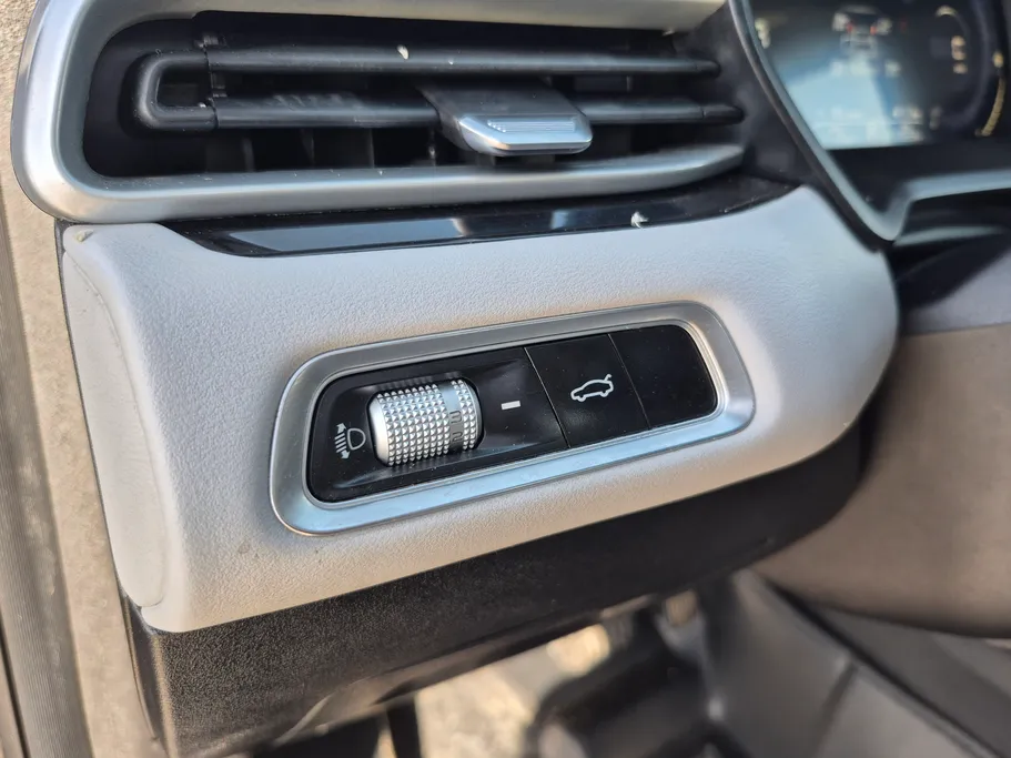 2023 Geely Emgrand GF 