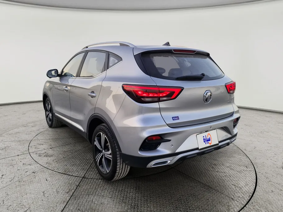 2023 MG ZS LUX 