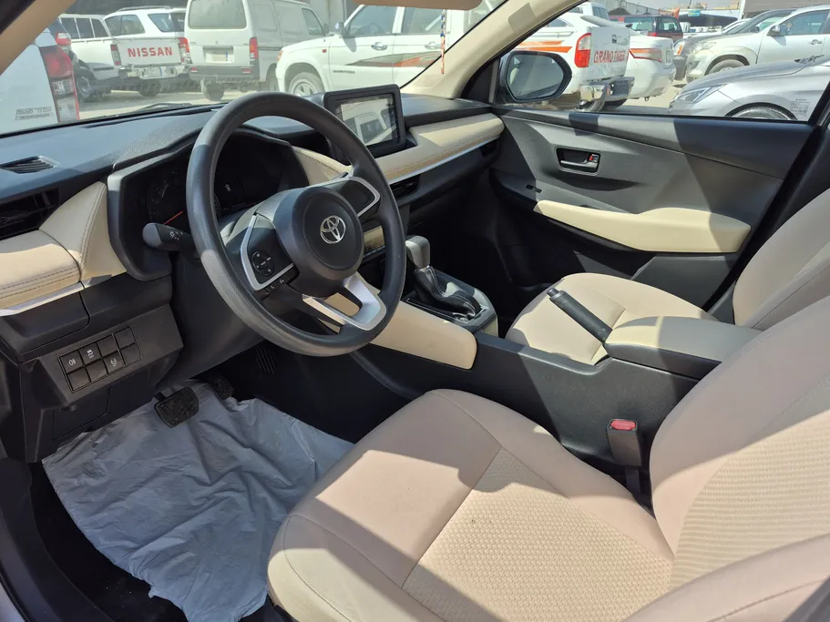 تويوتا يارس Y 2023 