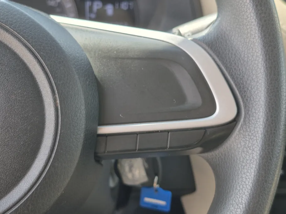 تويوتا يارس Y 2023 