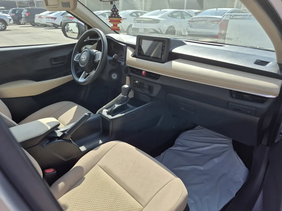 تويوتا يارس Y 2023 