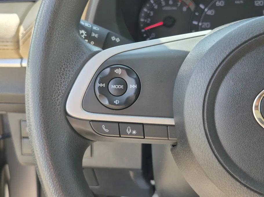 تويوتا يارس Y 2023 