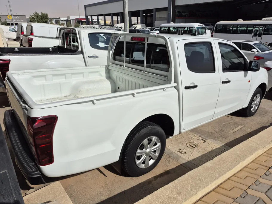 2023 Isuzu D-max DC 4x2 Diesel 