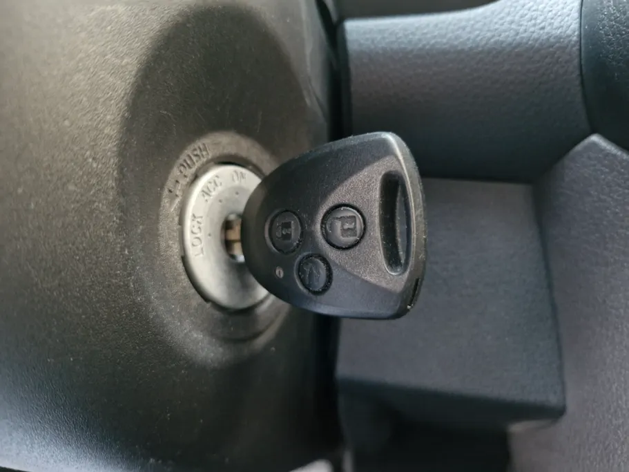 تويوتا يارس Y Plus 2023 