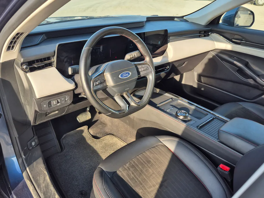 فورد تورس ترند الإصدار الجديد 2023 