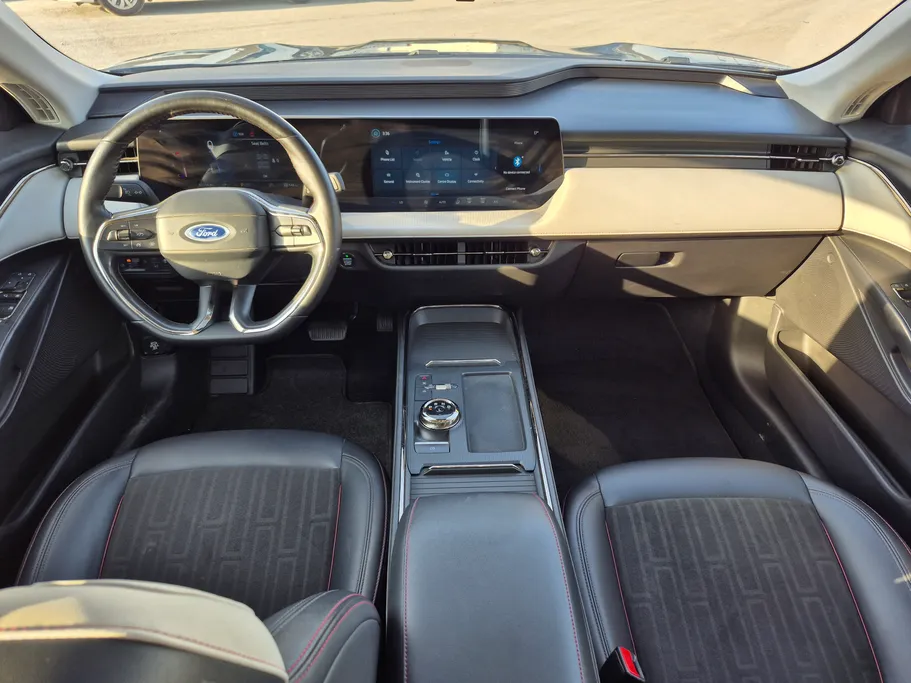 فورد تورس ترند الإصدار الجديد 2023 