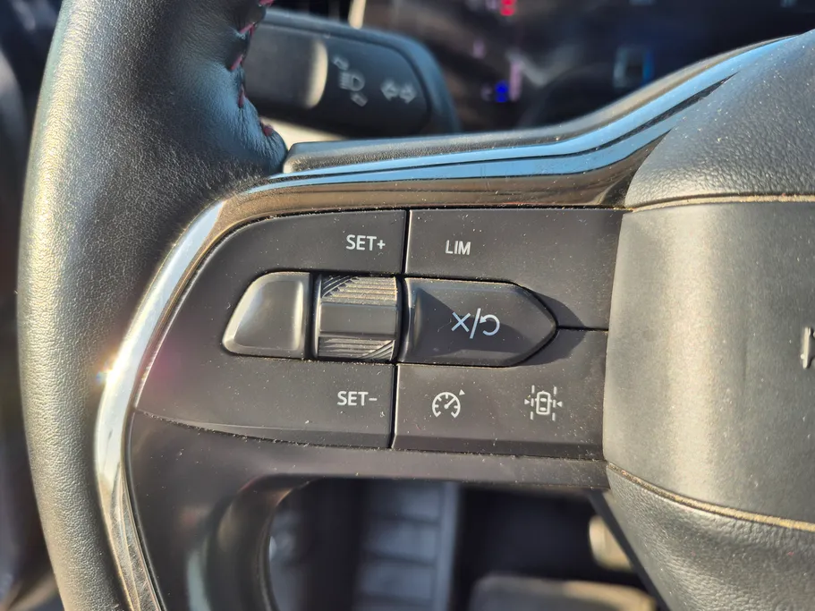 فورد تورس ترند الإصدار الجديد 2023 