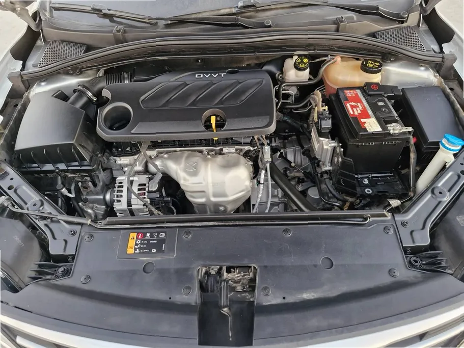 ام جي 5 LUX 2023 