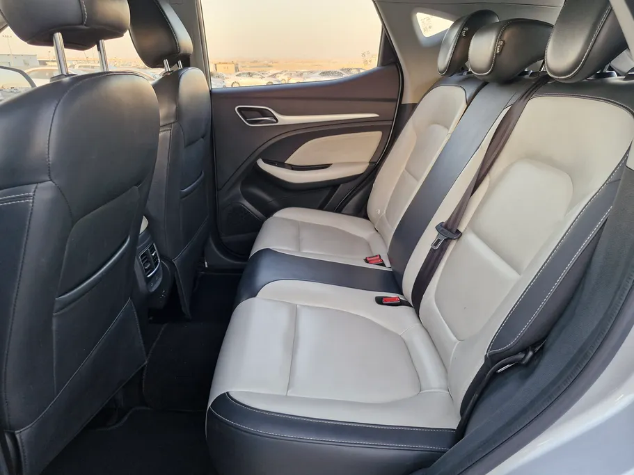 ام جي ZS LUX 2023 