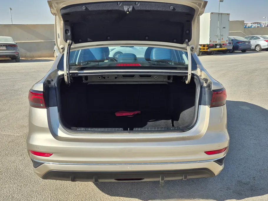 2023 Geely Emgrand GF 