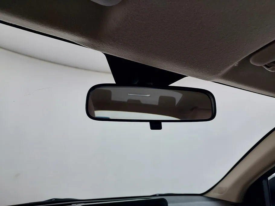 2023 Toyota Yaris  Y 