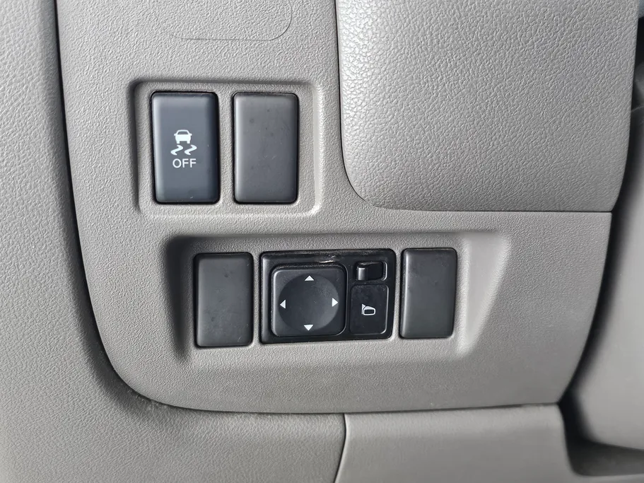 2023 Nissan Sunny SV Comfort 