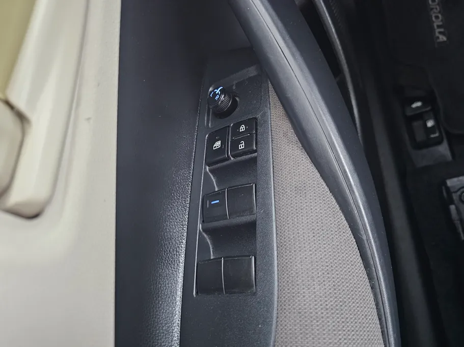 تويوتا كورولا XLI 2023 