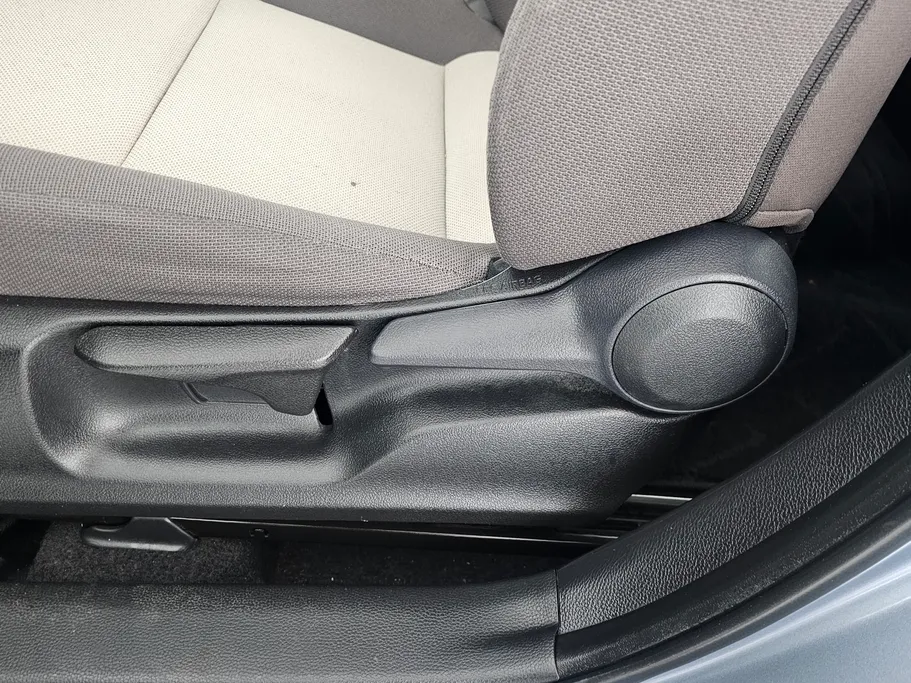 تويوتا كورولا XLI 2023 