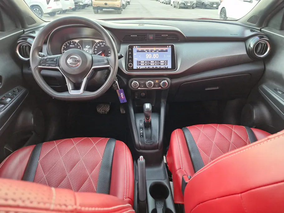 2020 Nissan Kicks SV 