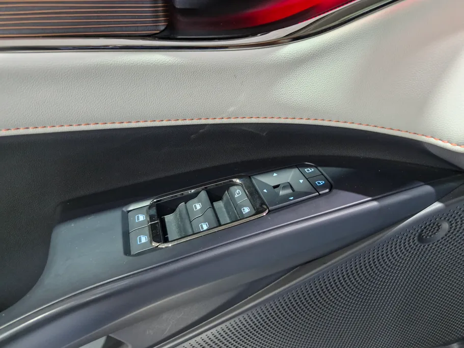 2025 Ford Taurus Titanium 