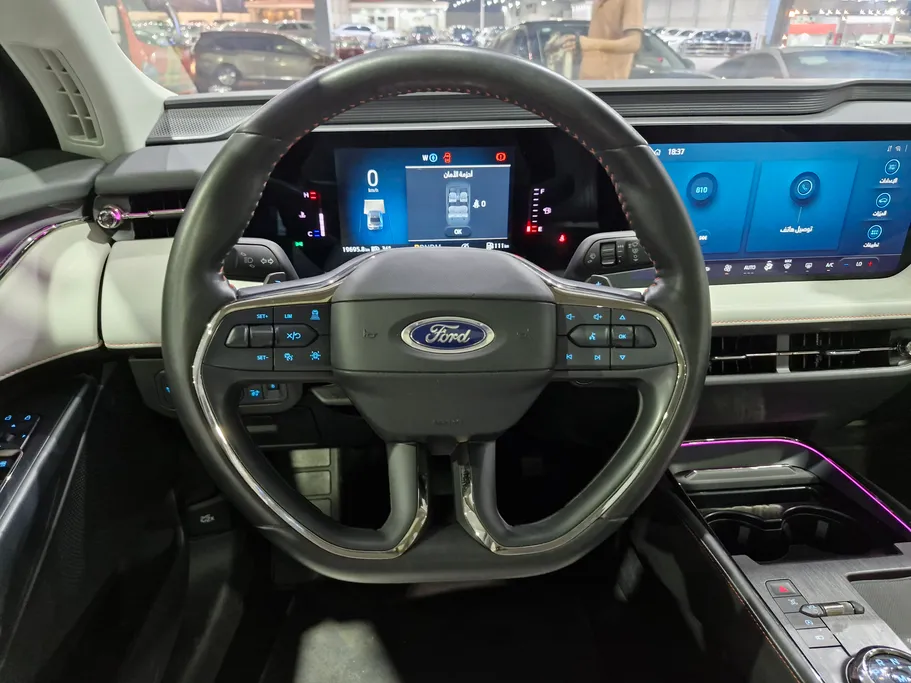 2025 Ford Taurus Titanium 