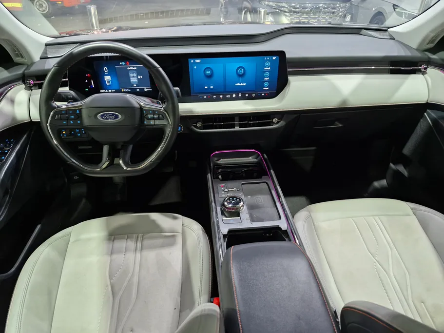 2025 Ford Taurus Titanium 