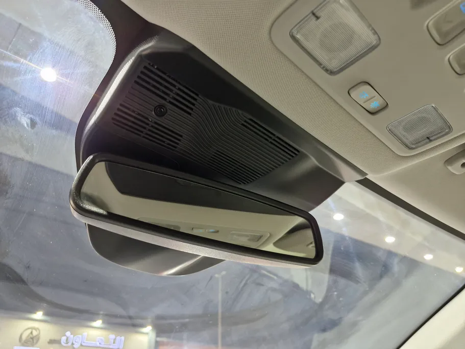 2025 Ford Taurus Titanium 