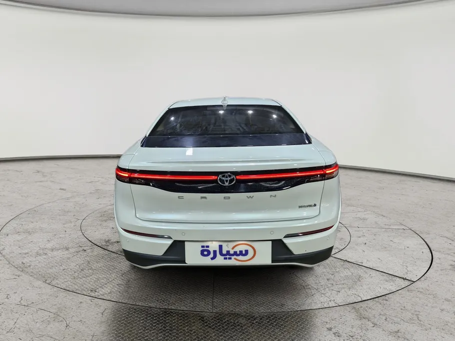 2023 Toyota Crown Premium 