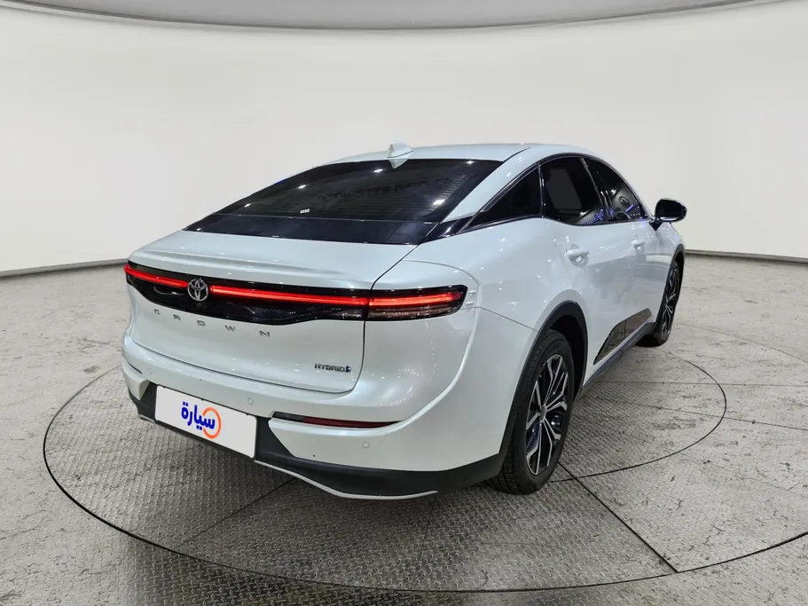 2023 Toyota Crown Premium 