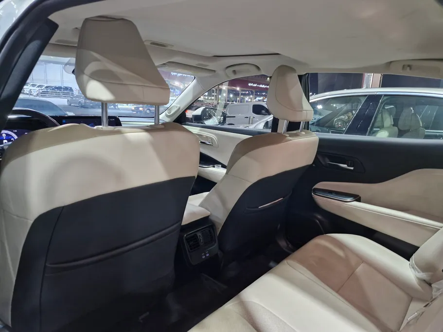 2023 Toyota Crown Premium 