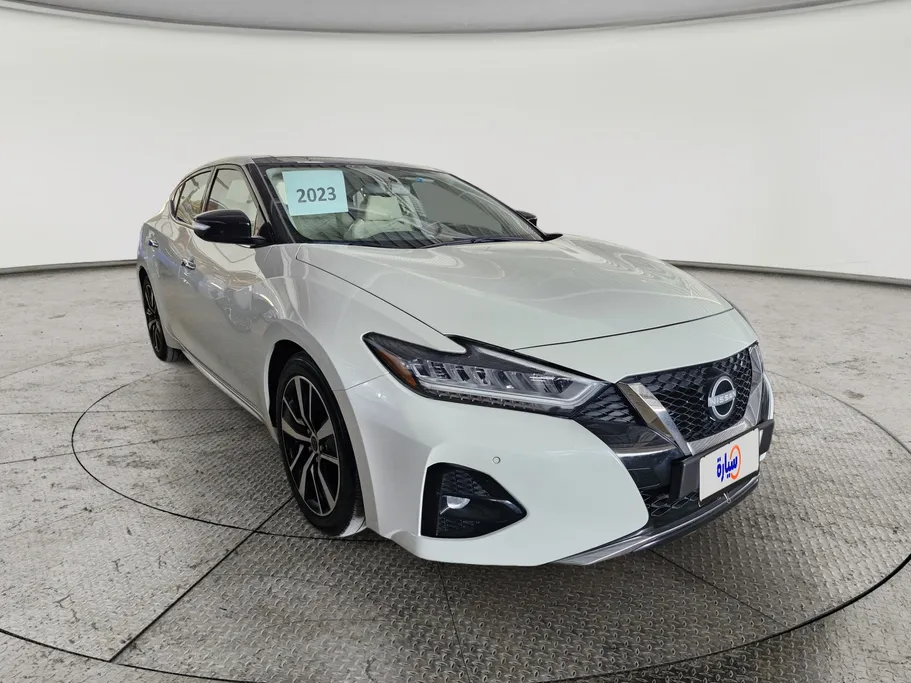2023 Nissan Maxima SV 