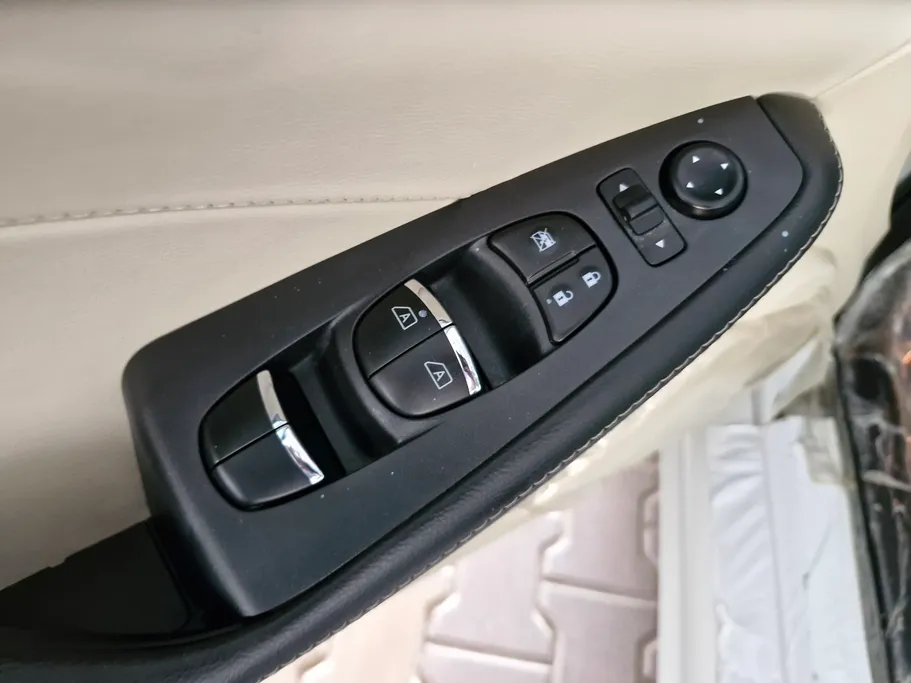 نيسان مكسيما SV 2023 