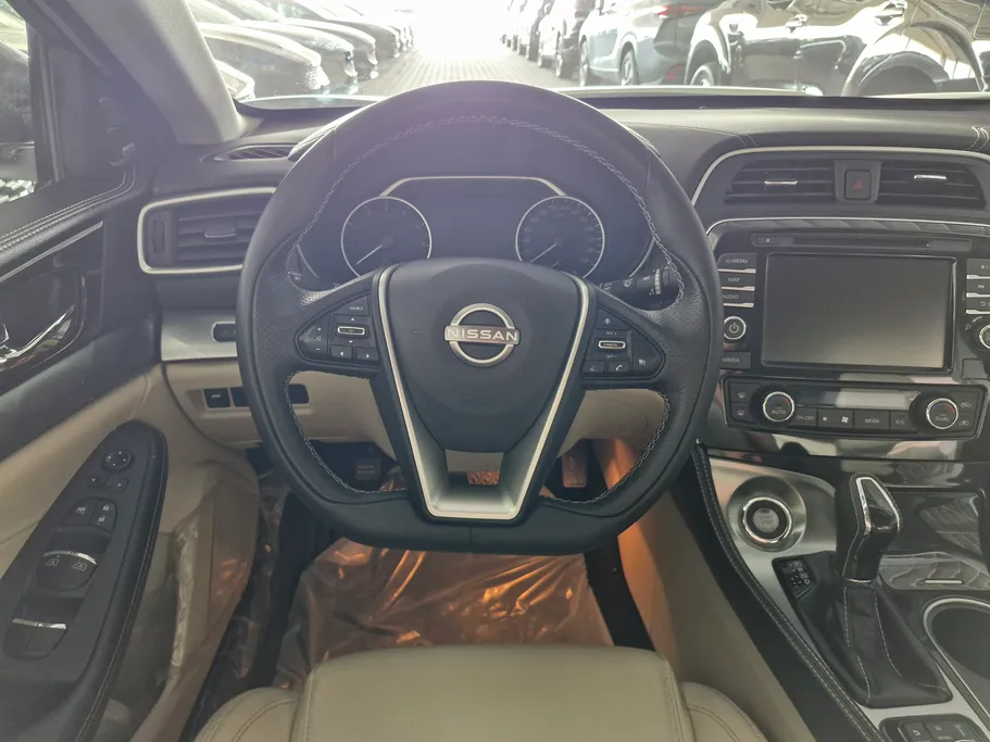 نيسان مكسيما SV 2023 