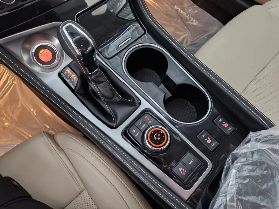 نيسان مكسيما SV 2023 