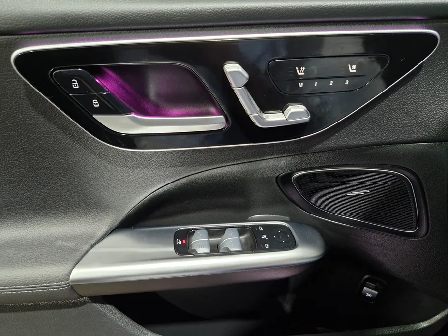 مرسيدس C 300 2024 