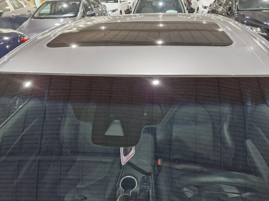 2024 Toyota Camry  SE V6 