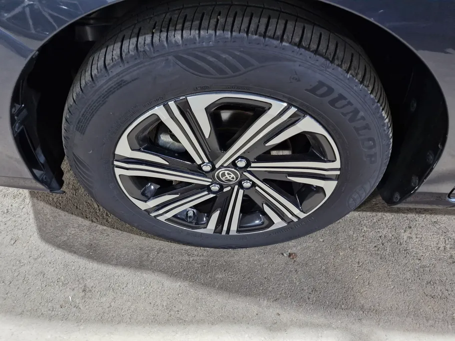 2024 Toyota Yaris  Y Plus 