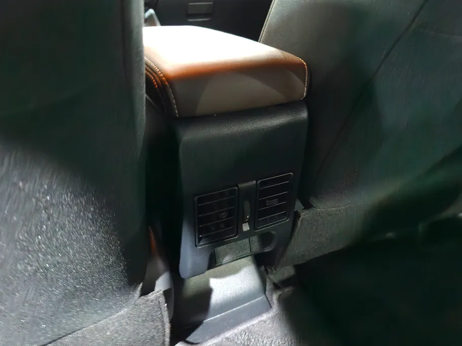 2024 Toyota Yaris  Y Plus 