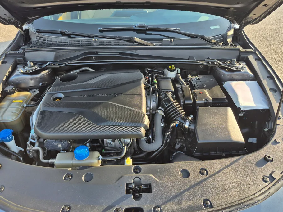 2023 Changan UNI V Elite 