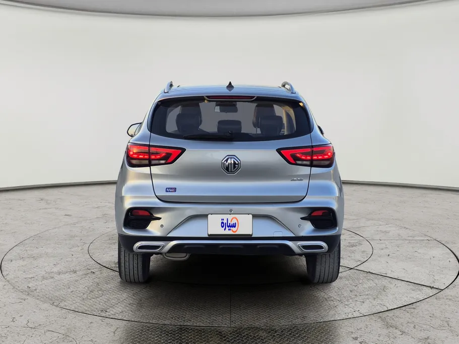 2023 MG ZS LUX 