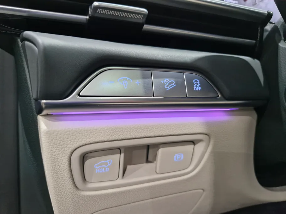 2025 Genesis GV80 Platinum 