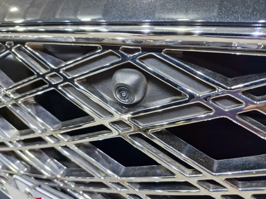 2025 Genesis GV80 Platinum 