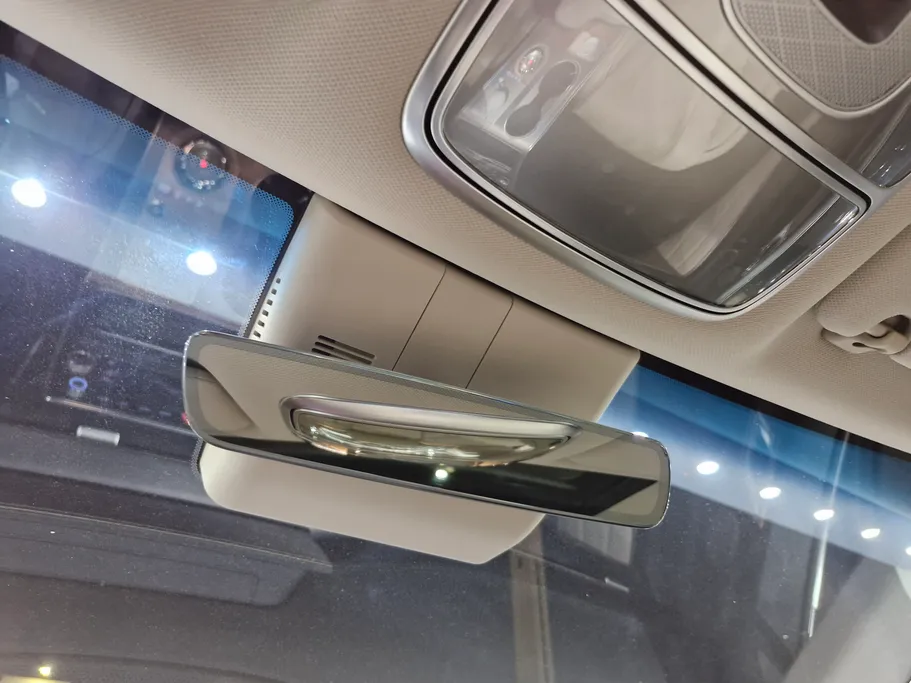 2025 Genesis GV80 Platinum 