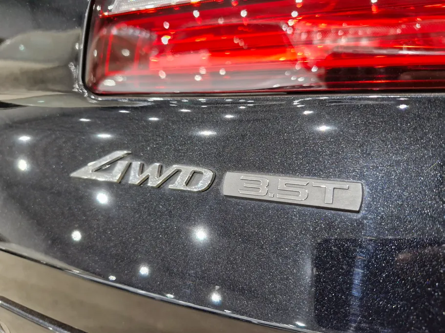 2025 Genesis GV80 Platinum 